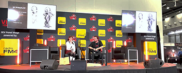Presenting the project during the Vienna Comic Con at the FM4 stage