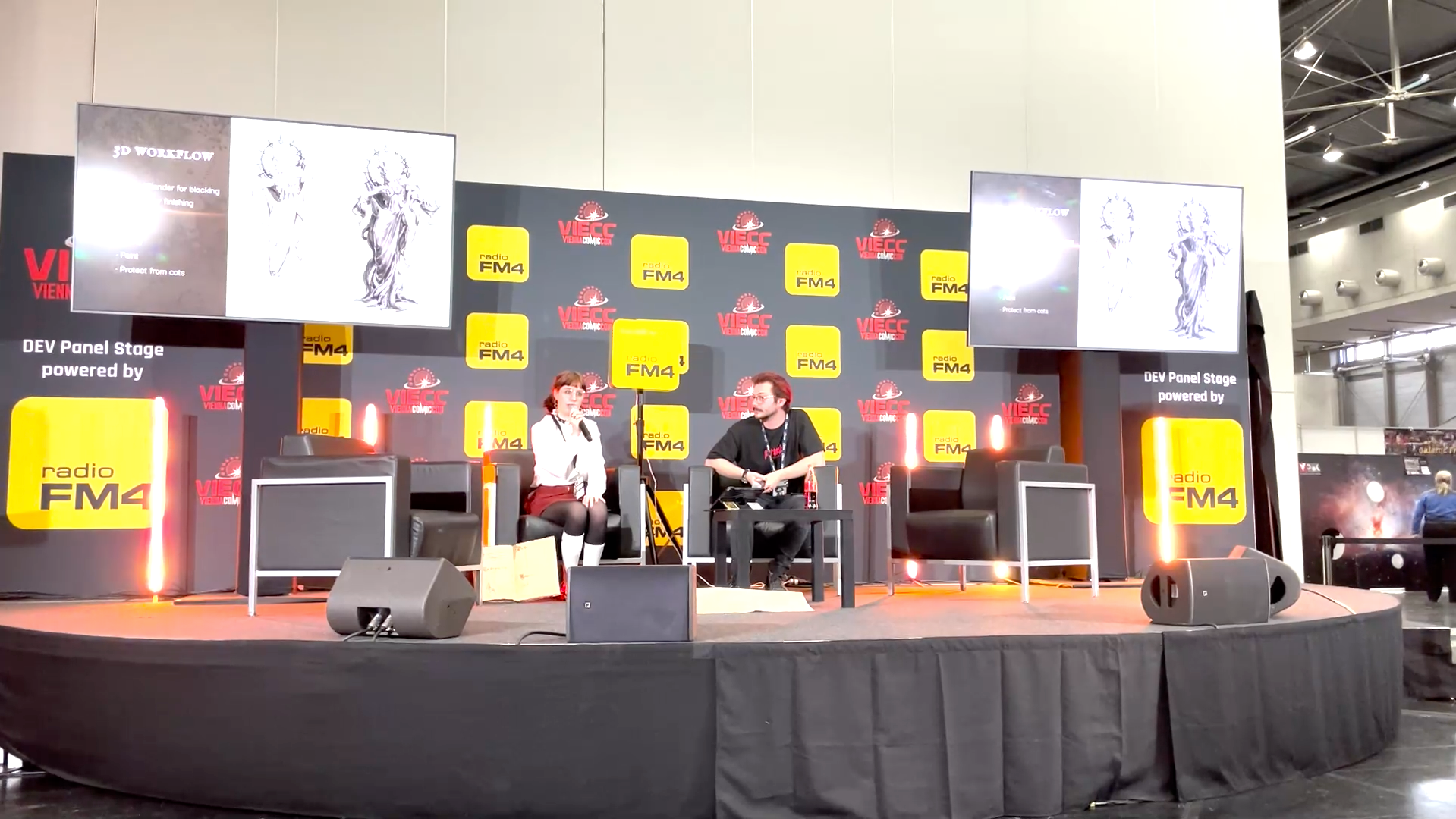 Presenting the project during the Vienna Comic Con at the FM4 stage